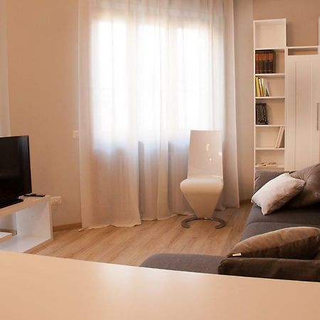 Lg Apartment Stresa Exteriör bild